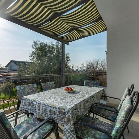 Apartment Viviana Пула Екстер'єр фото
