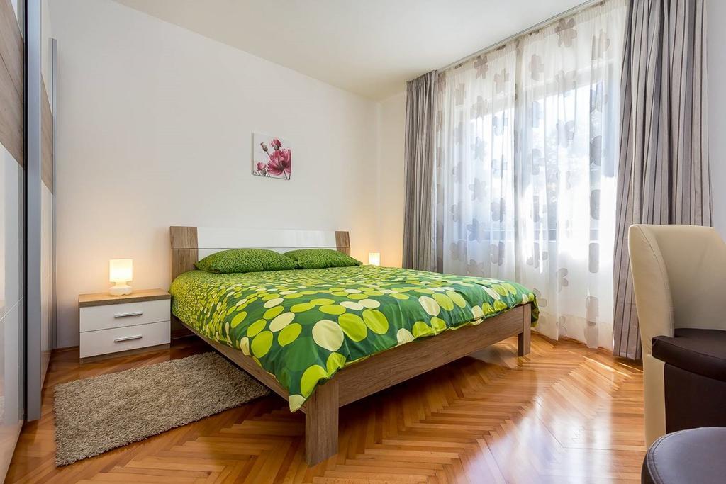 Apartment Viviana Пула Екстер'єр фото